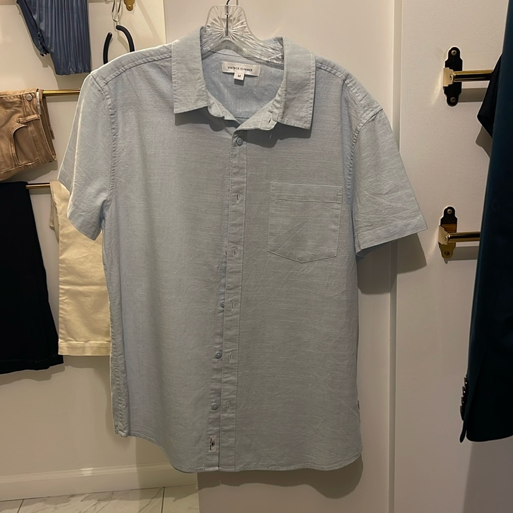 NWOT Vintage Summer Light Blue Short Sleeve Button Up